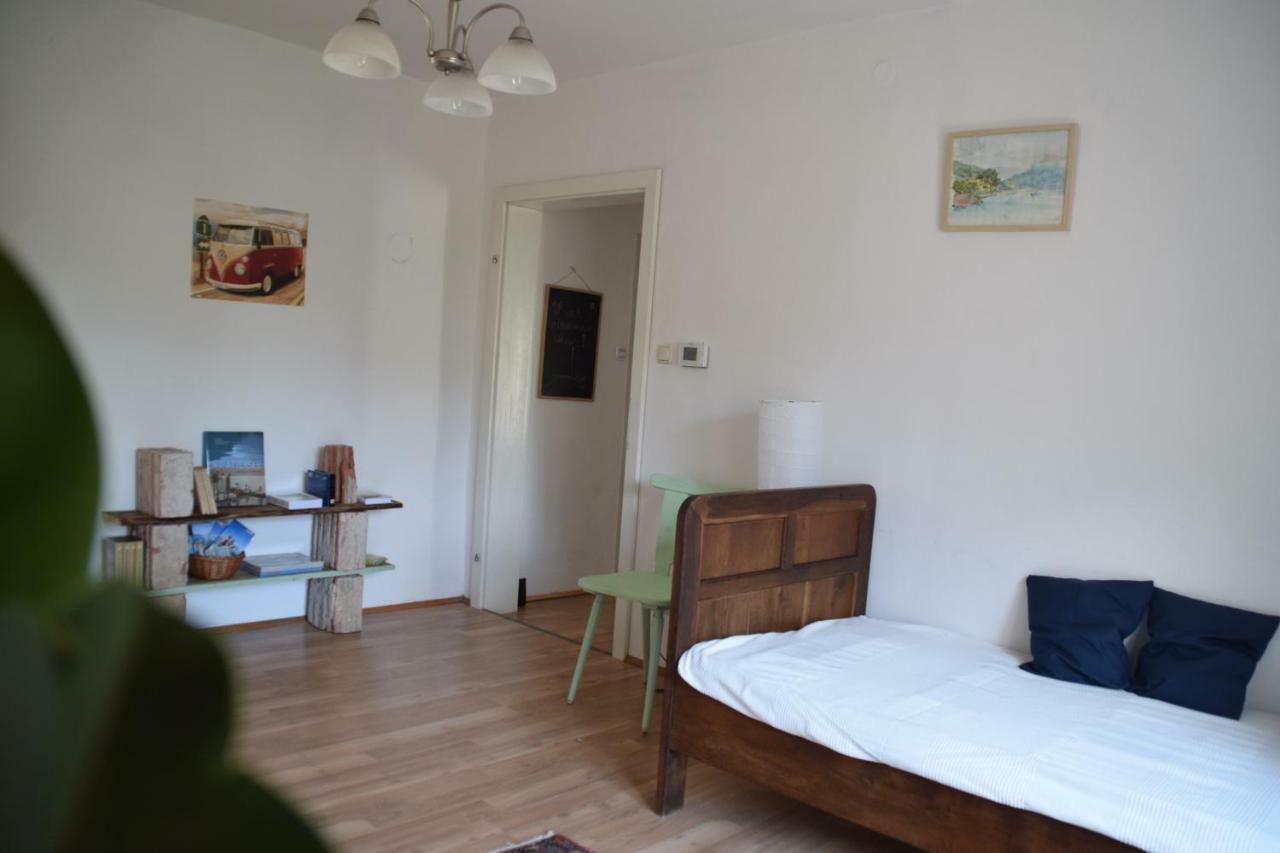 Vintage-Ferienwohnung Fuer 2 Schörfling Екстериор снимка